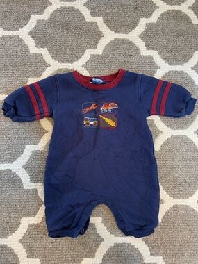 Vintage Oshkosh Romper size 0-3 months